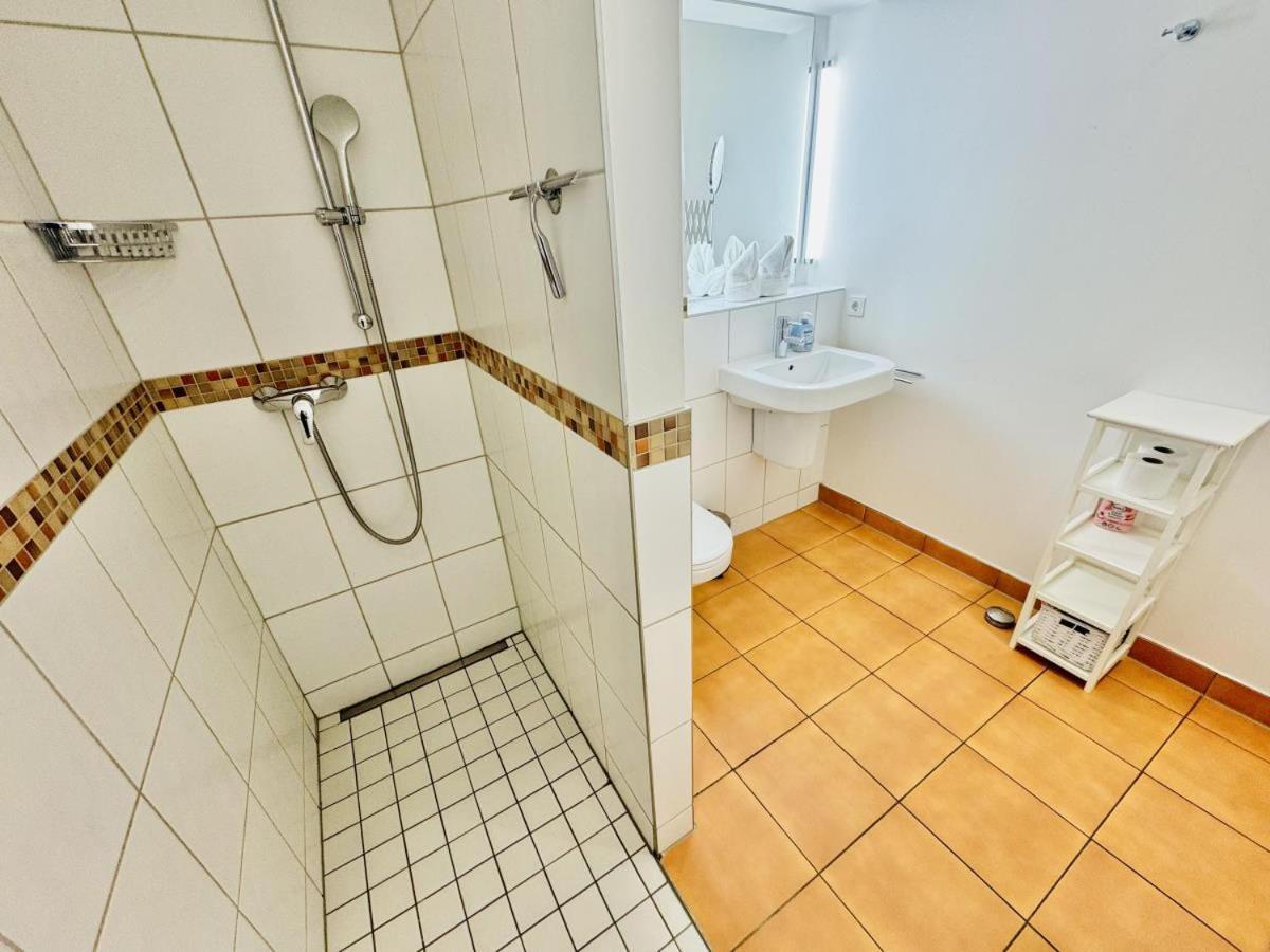 Residenz/Koralle Росток Экстерьер фото